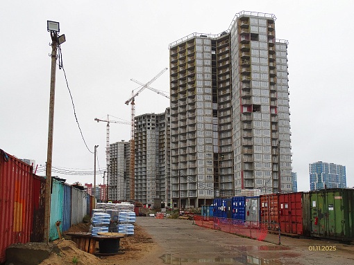 БФА Огни Залива, 4 очередь, вид со стороны Дудергофского канала