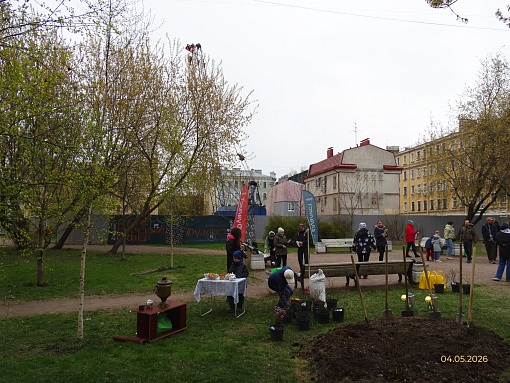 БФА Дуалист, вид со стороны субботника в сквере