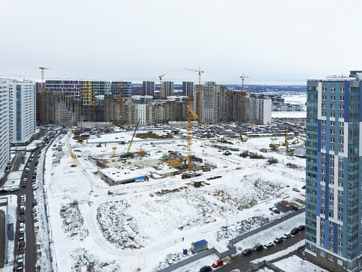 БФА Огни Залива, 3 очередь и школа, вид со стороны Ленинского пр.