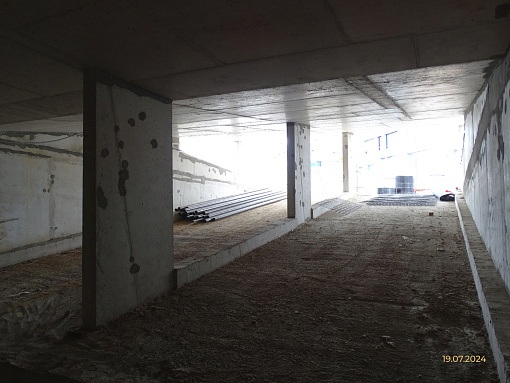 БФА В ОЗЕРКАХ, выезд из паркинга