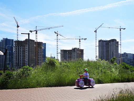 БФА Огни Залива, 4 очередь, вид от залива