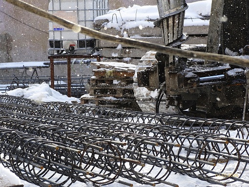 БФА Дуалист, сваи