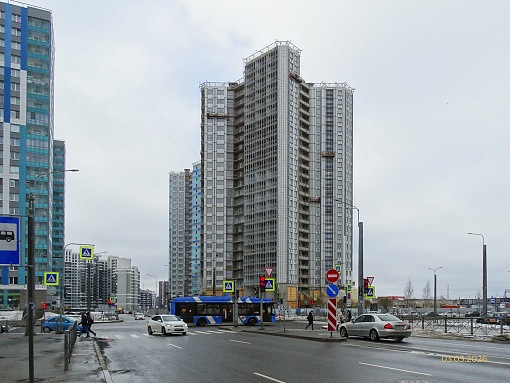 БФА Огни Залива, уч. 269, вид со стороны пр. Патриотов