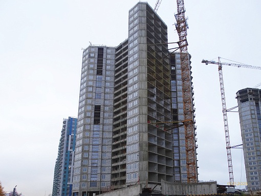 БФА Огни Залива, уч. 269, вид в сторону проспекта Патриотов