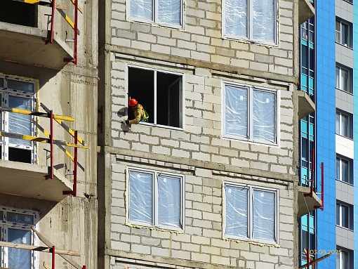 БФА Огни Залива, монтаж окон