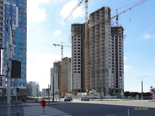 БФА Огни Залива, 4 очередь, вид со стороны Ленинского пр.