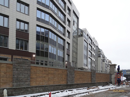 БФА В ОЗЕРКАХ, ограждение стилобата