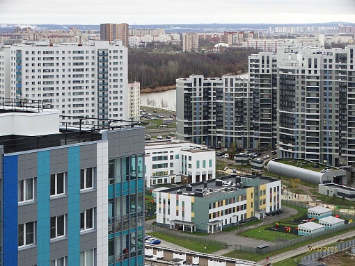 БФА Огни Залива, участок 269, вид в сторону парка