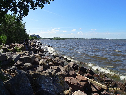 БФА Огни Залива, берег