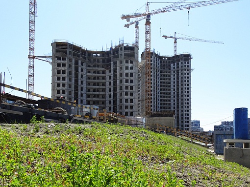 БФА Огни Залива, уч. 270, вид со стороны Ленинского пр.